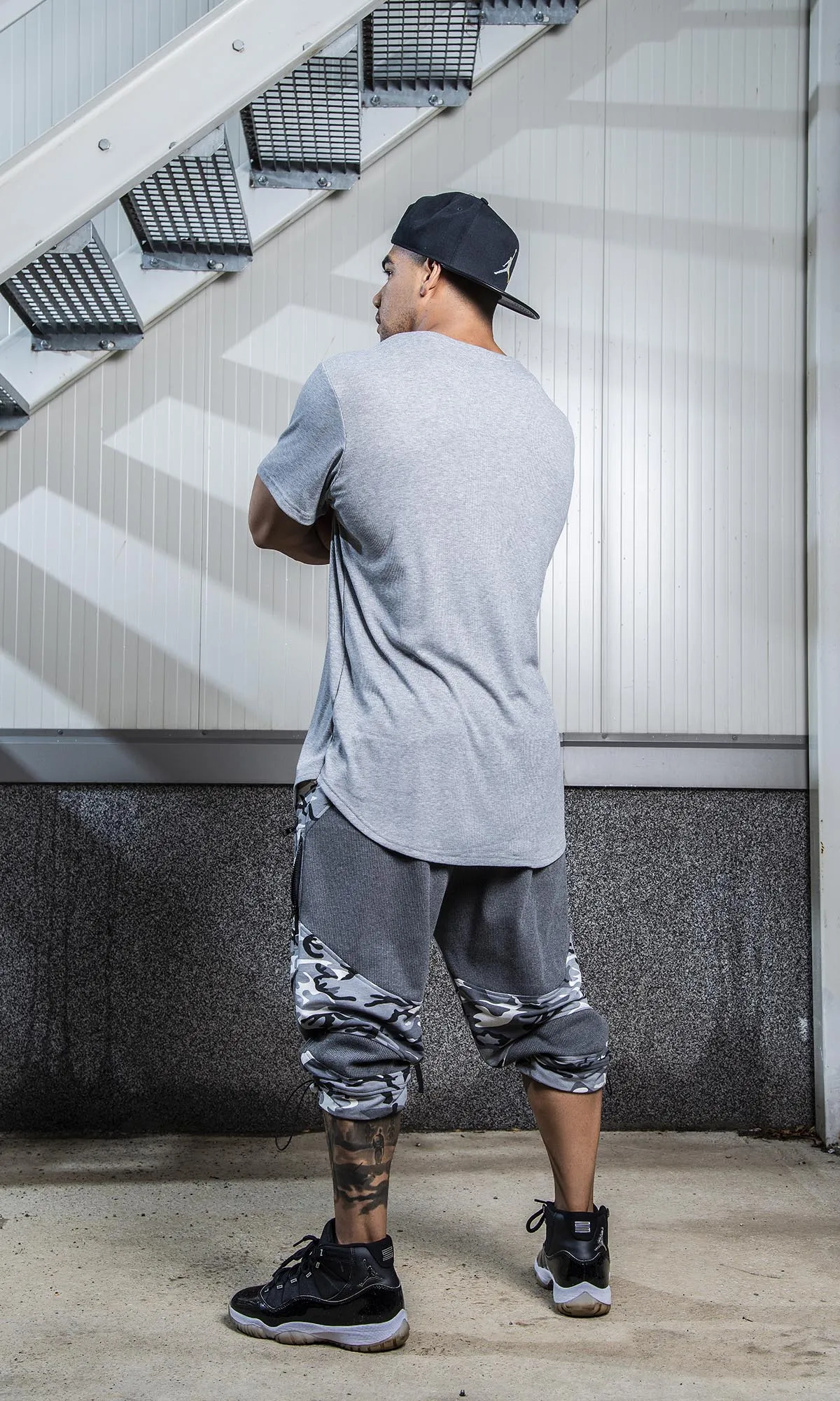 Mid-Calf Camouflage Pants